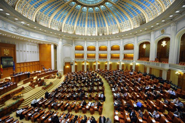 Parlamentari de Timiș. Lista cu senatorii si deputatii aleși în 6 decembrie.