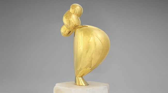 Preţ record pentru o lucrare a lui Constantin Brâncuşi care devine astfel al doilea cel mai bine vândut sculptor din lume
