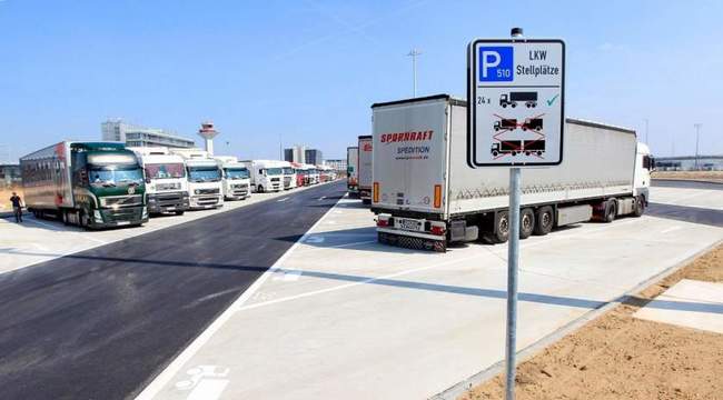Sute de camioane româneşti folosite în Belgia, pentru o frauda de 65 de milioane de euro