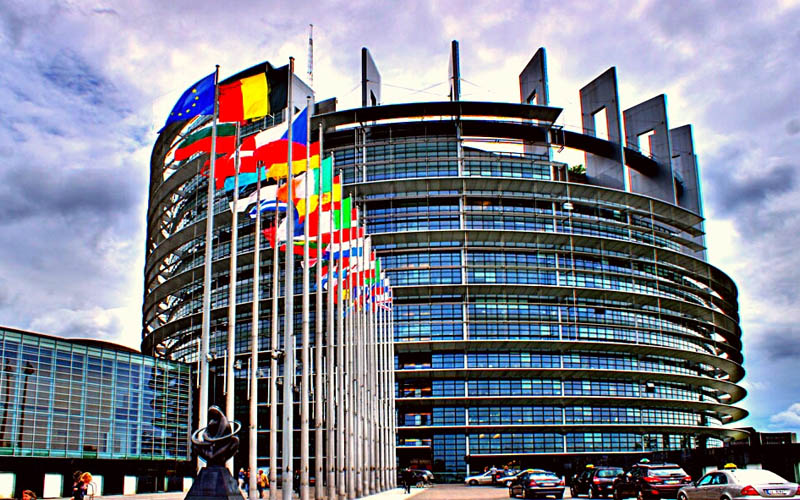 Uniunea Europeană face verificări pentru a proteja consumatorii de înșelătoriile online