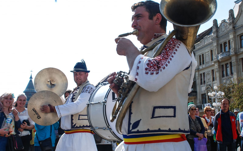 O nouă ediție a Festivalului Fanfarelor are loc astăzi la Muzeul Satului Bănățean din Timișoara