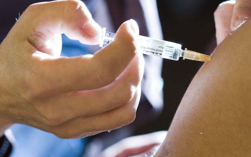 Se caută personal medical pentru centrele de vaccinare din Lugoj