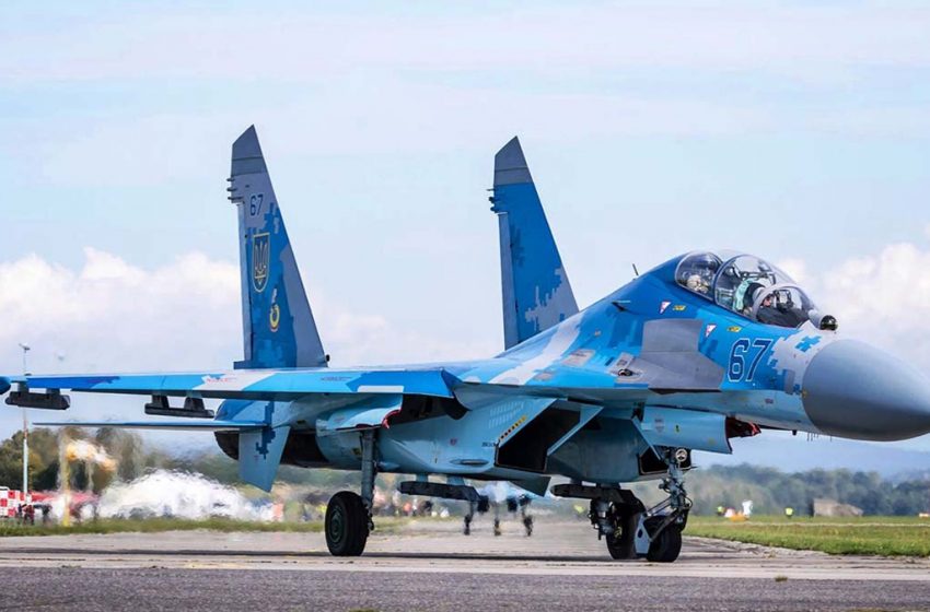 Avion militar ucrainean, aterizare în regim de urgenţă la Bacău