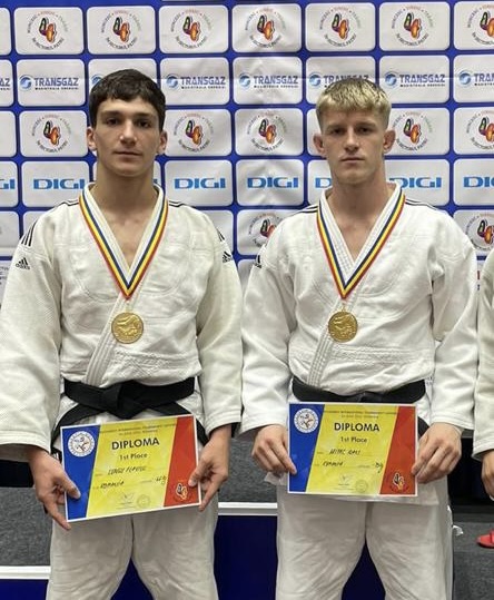 Judocanii de elită ai Lugojului medaliați cu aur la Internaționalul României de cadeți și juniori și la Balcaniada de Hand to Hand
